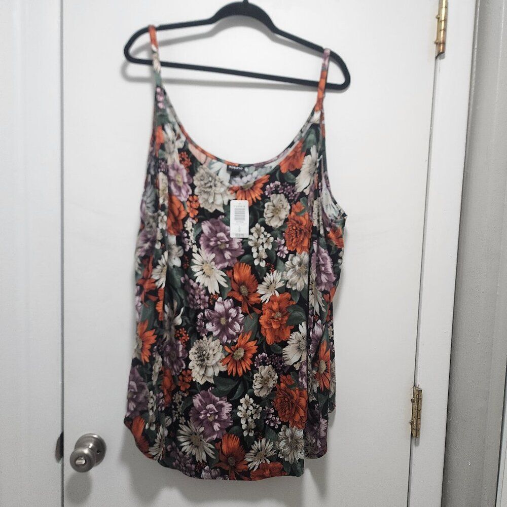NWT Torrid Size 5 Ava Cami